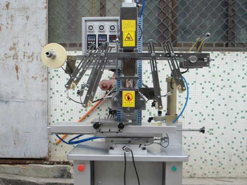 熱轉(zhuǎn)印硅膠標是否環(huán)保（解析熱轉(zhuǎn)印技術(shù)的生態(tài)可持續(xù)性）